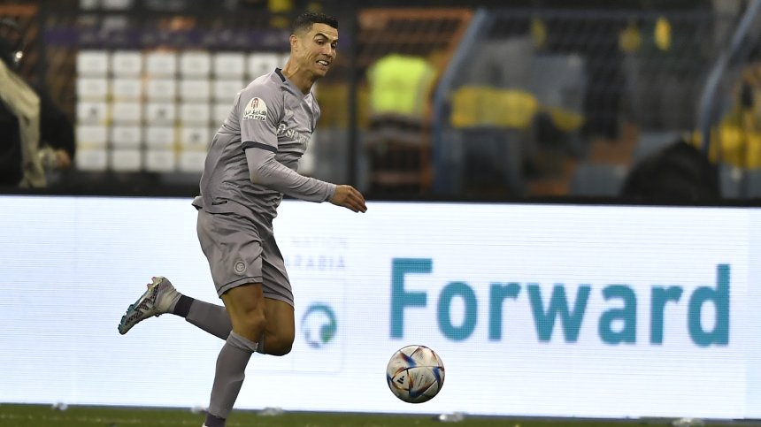 Роналдо сам си избира нов треньор, иска Моуриньо или Зидан