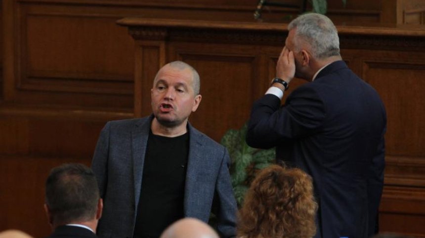 ИТН обвини БСП в лицемерие заради бюджета, от ГЕРБ защитиха социалистите