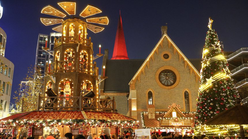 Шанхай реши да заложи на немски коледен базар (+СНИМКИ)