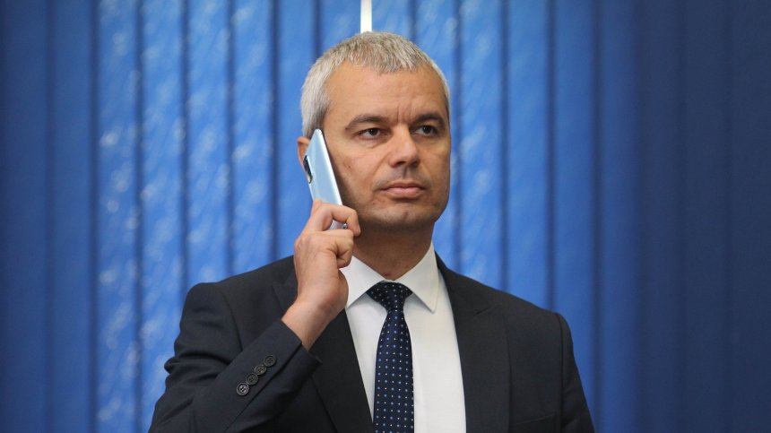 Костадинов: Парите за Украйна са предателство към българите