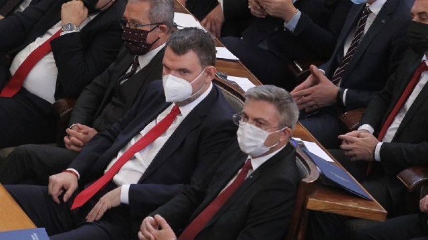 ДПС дава Асен Василев на прокуратурата заради проверка на Пеевски