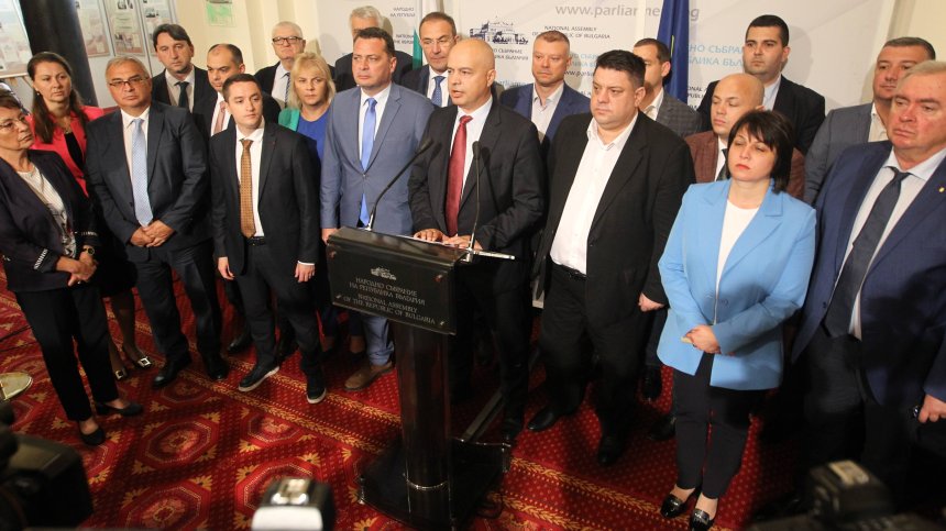 БСП: Свидетели сме на саботаж, новото мнозинство не желае парламентът да функционира