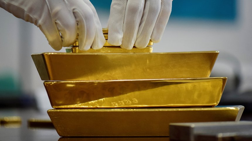 Златото записа исторически връх: Очакват нов ръст на цените през 2026 г.