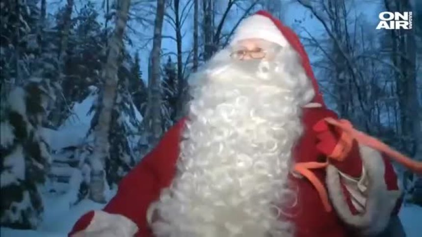 Дядо Коледа тръгва от Лапландия, за да зарадва всички деца по света
