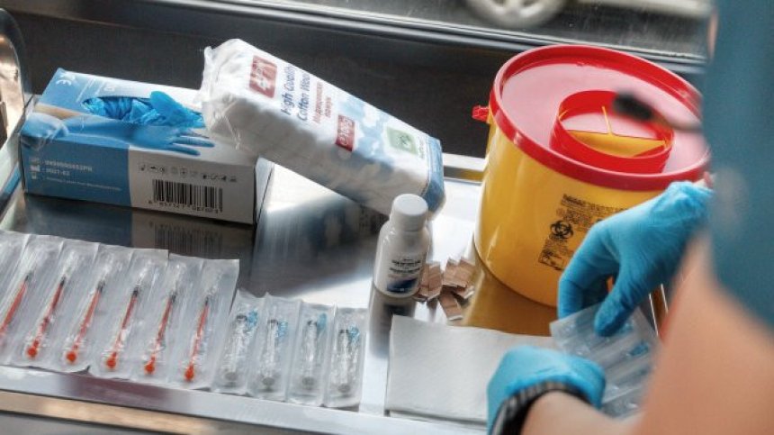 Въпреки случая с индийския щам на Ковид-19 у нас - няма да затягат мерките