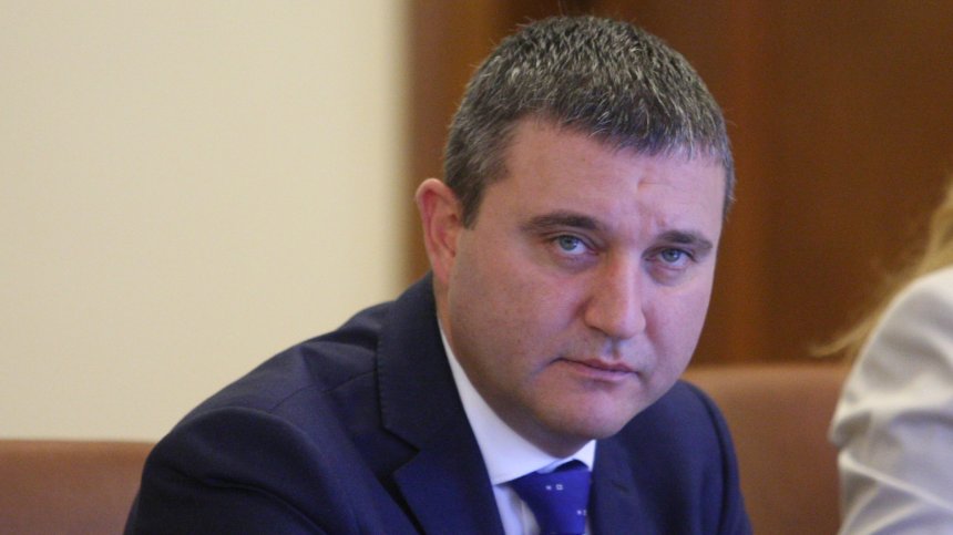 Горанов отказва да коментира публичните изяви на Божков