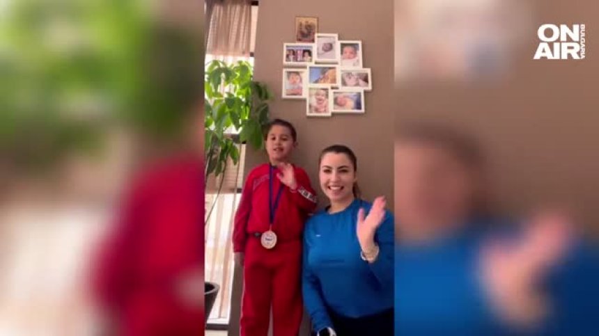 Зов за помощ: Малкият Алекс се бори с тумор в главата, необходими са 150 000 евро