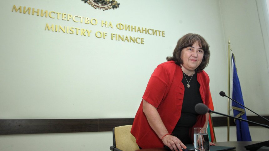 На извънредно заседание НС изслушва финансовия министър Росица Велкова