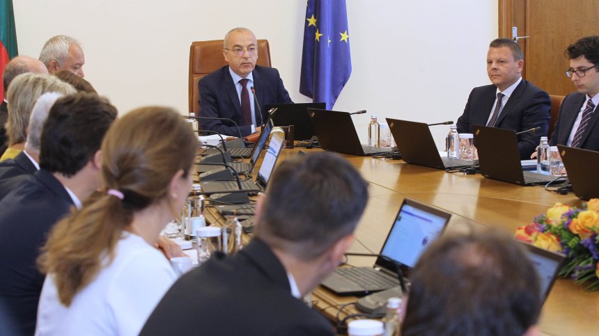 Отпускат финансова помощ на семействата, чиито деца не са били приети в детски градини