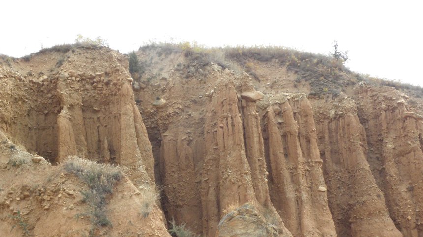 Жители излязоха на протест в защита на Стобските пирамиди