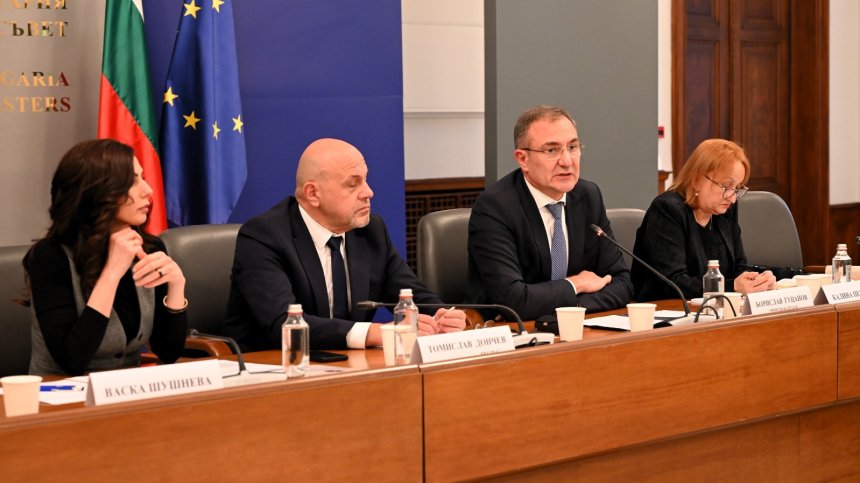 Гуцанов: Или променяме Кодекса на труда, или получаваме наказание от ЕС