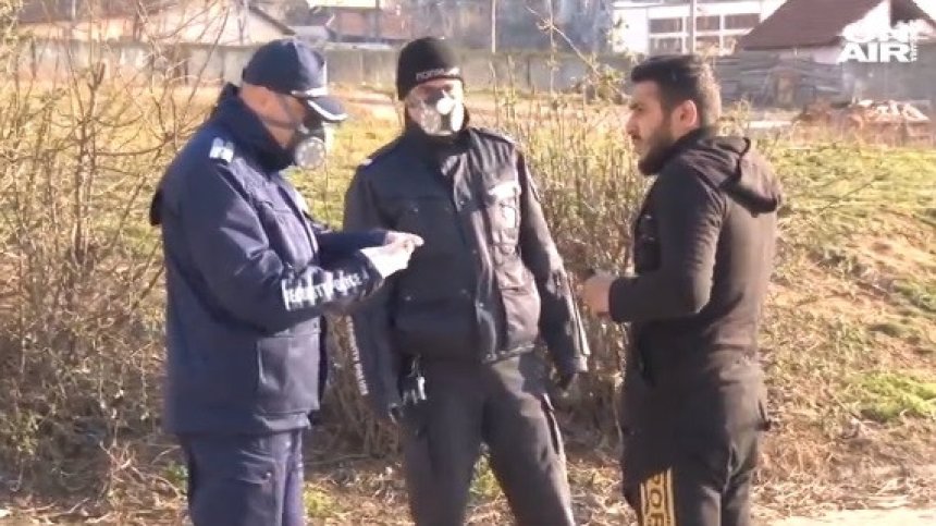 Ромски махали под блокада, трудно им било да спазват хигиена