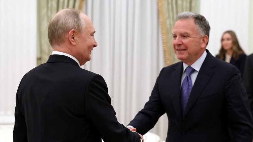 Путин и САЩ договориха тристранна среща с Украйна в Абу Даби