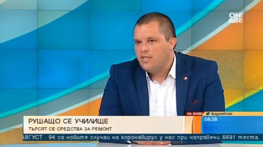 Забравени от Бога: Разпада се училището в Абланица, покривът застрашава децата