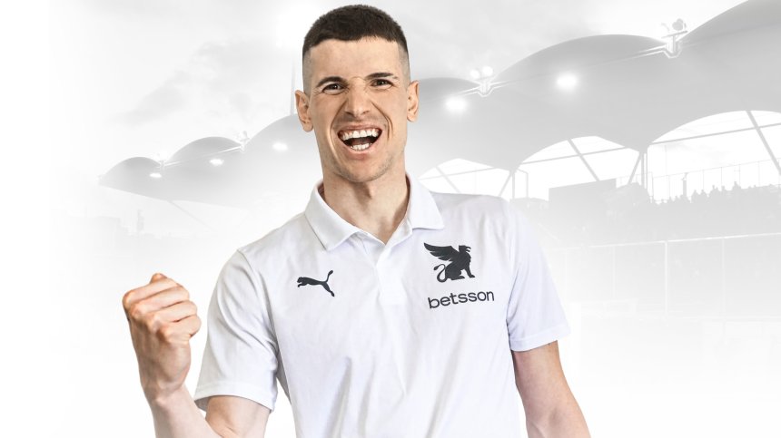 Даниел Наумов е новият вратар на ОФИ (Крит)