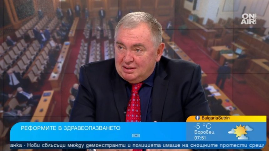 Проф. Михайлов, БСП: На пациентите се гледа като на касичка, грозно е