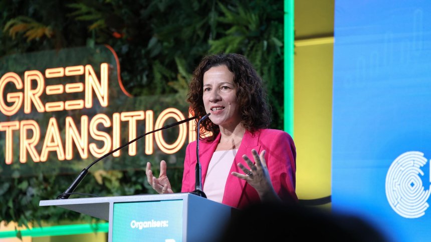 Образователна реформа за бъдещето: Фокус върху технологии и математика