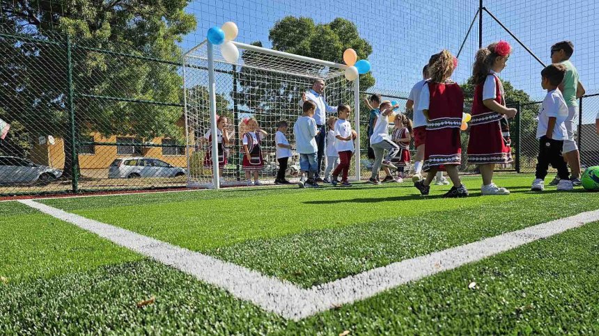 Георгиев: Всички населени места от район "Нови Искър" са с нови или обновени площадки