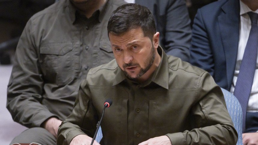 Полша отряза Украйна: Държи се като удавник, а удавникът може да те повлече в дълбините