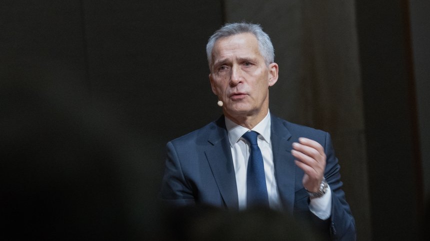 Столтенберг: Не бива да подценяваме Русия, тя планира дълга война