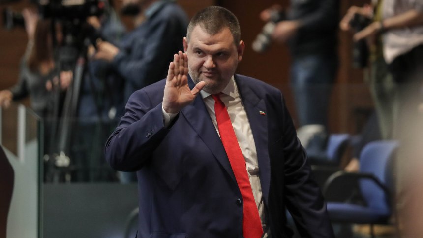 Бойко Борисов се дразни на тона на Делян Пеевски, той го обвърза с Доган (ВИДЕО)
