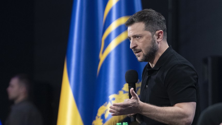 Володимир Зеленски: ПВО и ракетите са необходими в Украйна, а не в някой склад