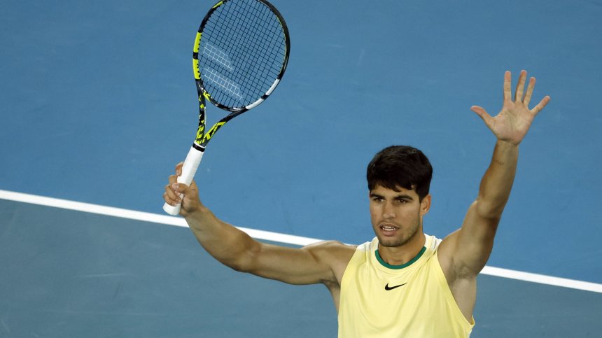 Алкарас размаза сърбин и е на 1/4-финал на Australian Open