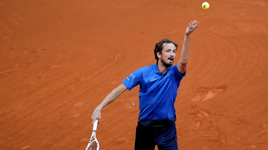 Даниил Медведев и Каспер Рууд се класираха за 1/4-финалите в Мадрид