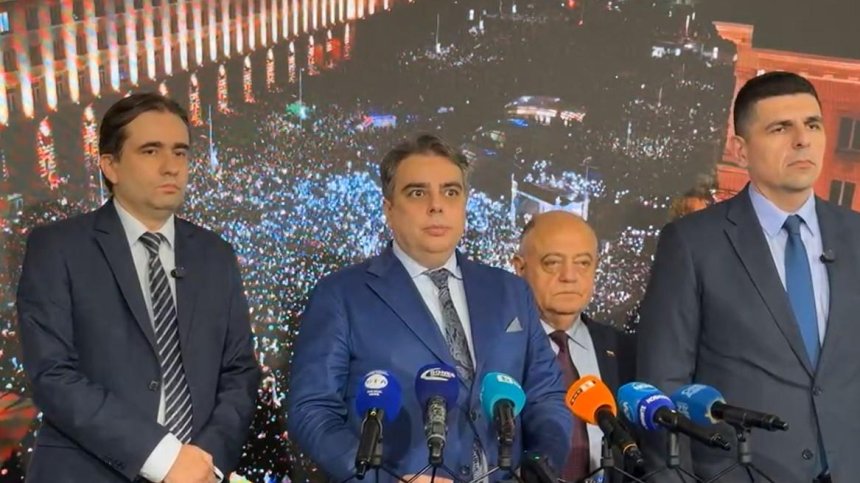 ПП-ДБ: Поне Росен Желязков да подаде оставка, ако има останало достойнство