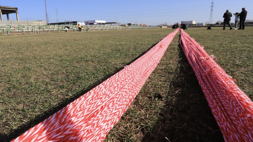 Рекорд: В "Нови Искър" готвят 20-километрова мартеница