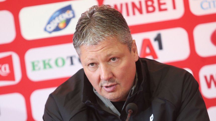 Пенев: ЦСКА е уверен и готов за победа срещу "Лудогорец"