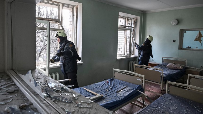 До минус 30 градуса в Украйна, докато Русия оставя хиляди без ток и отопление