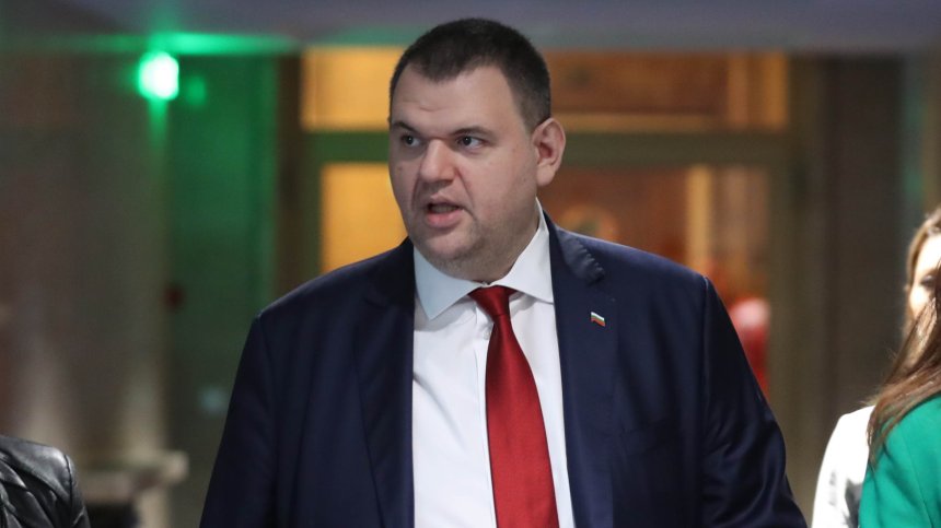ДПС подкрепя предложението на ГЕРБ за прекратяване на дерогацията на "Лукойл"