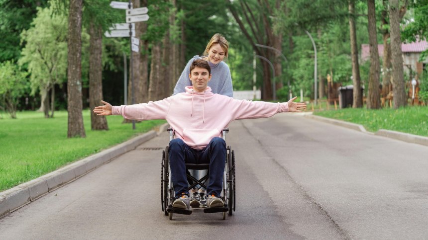 Създадоха електрически миниван, предназначен за хора в инвалидни колички