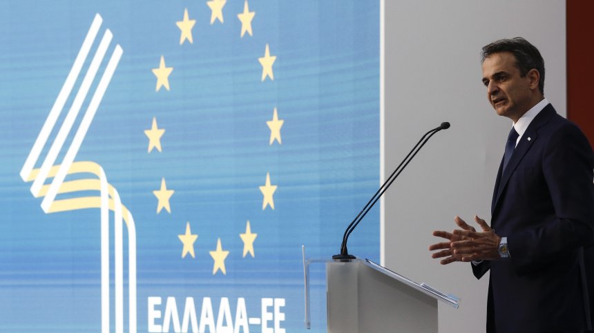Представиха в Атина електронния европейски сертификат за ваксинирани