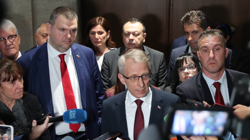 Блокадите падат? Властта се разбра с миньорите и енергетиците, подписаха споразумение