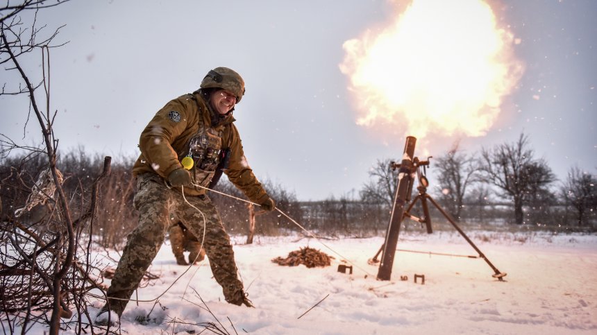 Украйна планира контранастъпление, гледа към военни складове на руска територия