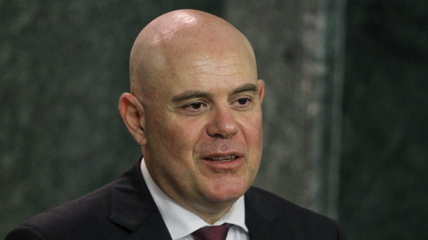 Емил Радев: Отстраняването на Гешев не помага за бързото влизане на България в Шенген