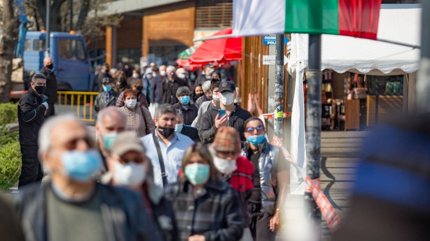 НСТС обсъжда промени при платения отпуск на бащите и пенсиите