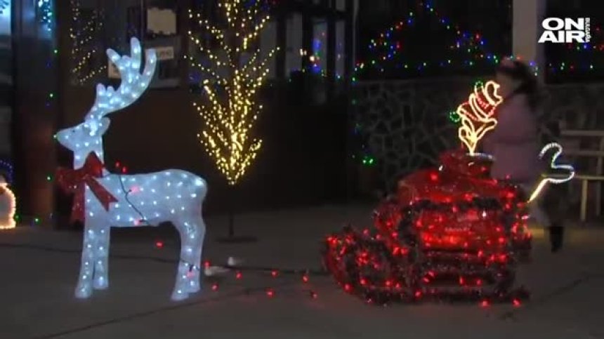 В навечерието на Коледа: Семейства от Дупница в съревнование за най-добра украса 