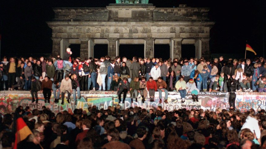 32 години от падането на Берлинската стена