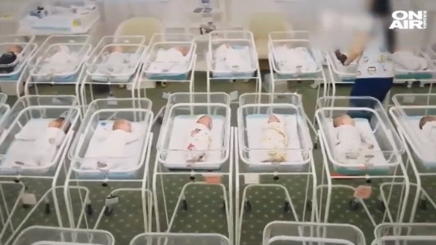 Българи прибират бебетата си от сурогатни майки в Киев