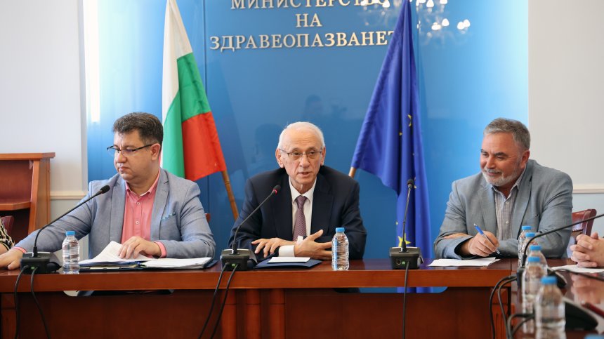 4 млн. българи могат да се изследват безплатно за рак на маточната шийка и дебелото черво
