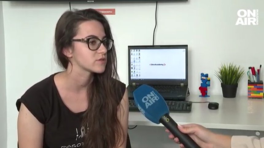 Глад за IT преподаватели, заплащането в училищата е твърде ниско