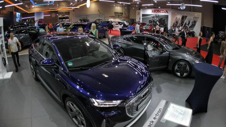 Кога българите ще си позволят електрически и хибридни автомобили