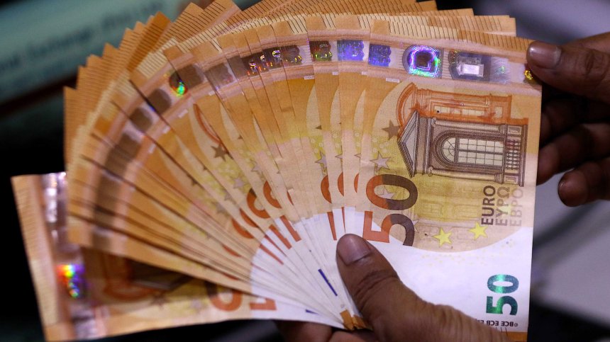 Таван на печалбата върху цените на стоките от първа необходимост в Гърция