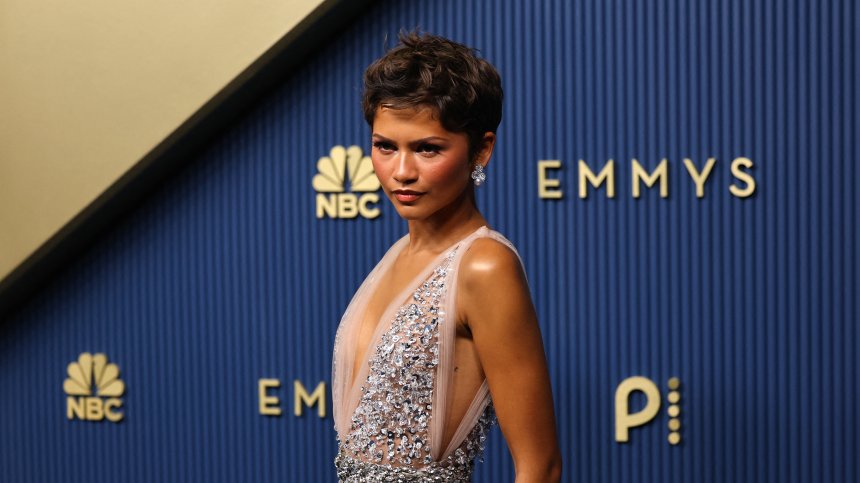 Звездният блясък на "Еми" 2026: Най-впечатляващите визии от червения килим