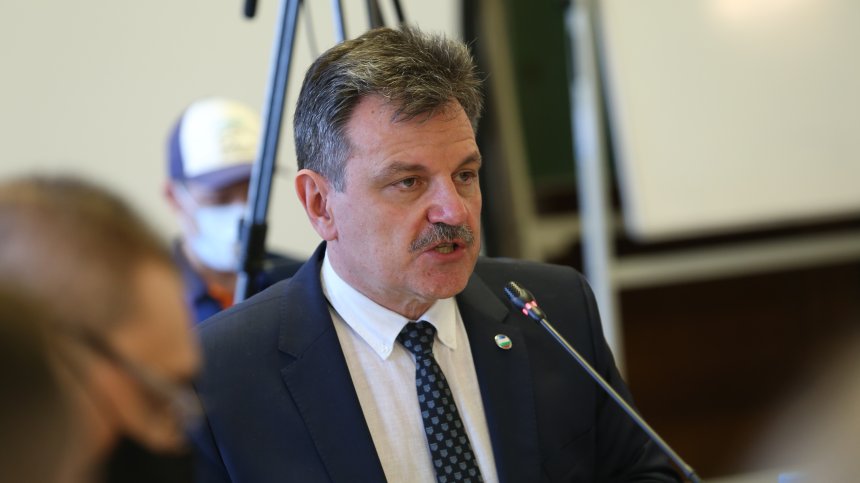 Симидчиев обори антиваксърите и призова: Трябва да слушаме експертите