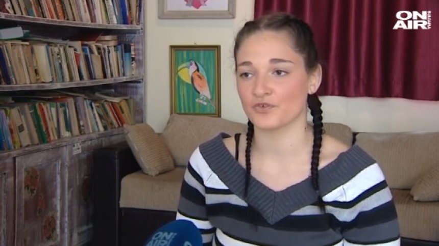 Добри сърца: Стотици подаряват дрехи и обувки на абитуриенти в нужда