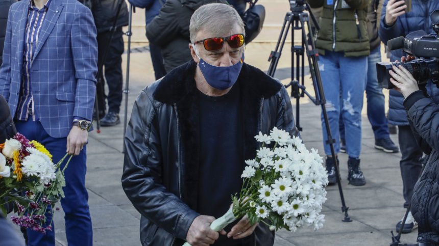 Сираков: Няма да има държавно финансиране за стадиона ни